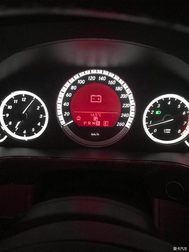 奔驰e200跑高速就高温?奔驰E200车发动机温度过高故障-图4 奔驰e200跑高速就高温?奔驰E200车发动机温度过高故障-图4