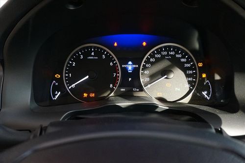 雷克萨斯es300怎么看还能跑多少公里?雷克萨斯es300仪表盘故障显示-图2 雷克萨斯es300怎么看还能跑多少公里?雷克萨斯es300仪表盘故障显示-图2