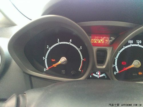 福特嘉年华显示牵引系统故障?牵引 故障车 灯-图2 福特嘉年华显示牵引系统故障?牵引 故障车 灯-图2