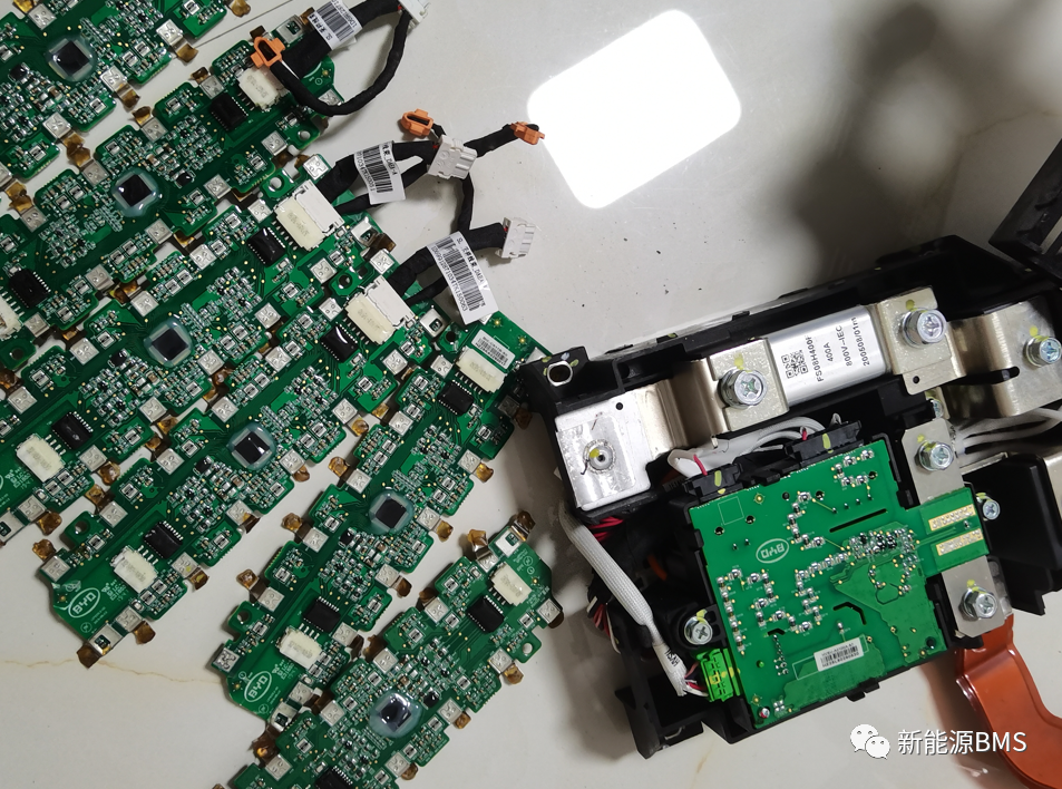 bms内部通讯故障怎么修?bms 温度探头故障-图3 bms内部通讯故障怎么修?bms 温度探头故障-图3