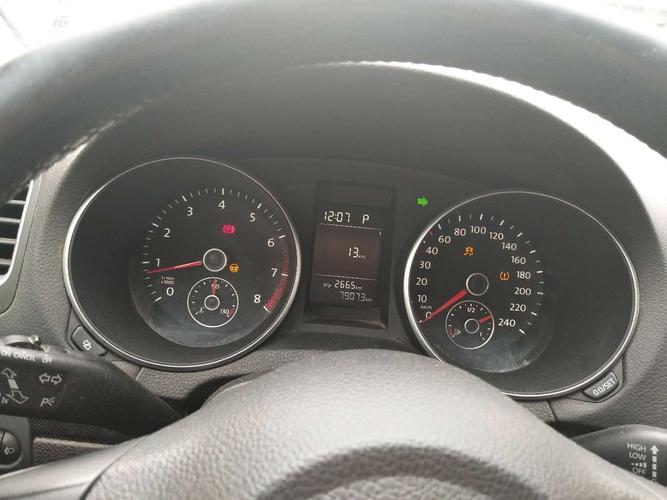 大众高尔夫制动控制单元损坏?高尔夫制动系故障检修百度文库-图2 大众高尔夫制动控制单元损坏?高尔夫制动系故障检修百度文库-图2