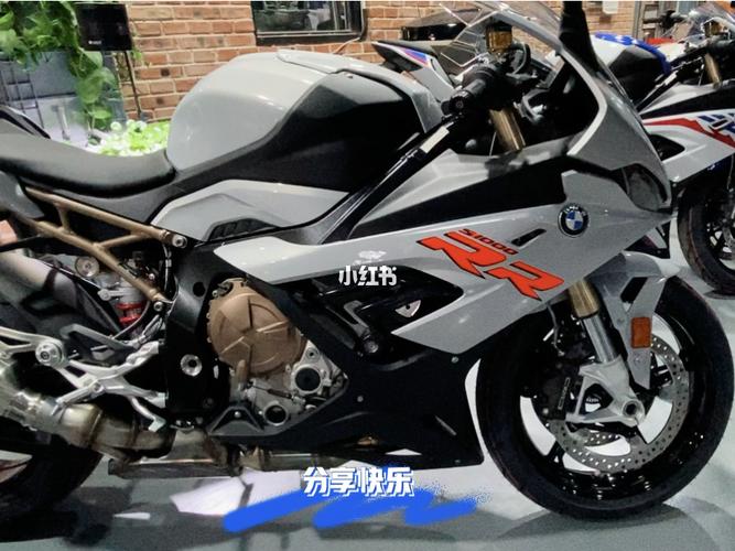 宝马s1000rr怎么开?宝马s1000rr故障诊断要插-图4 宝马s1000rr怎么开?宝马s1000rr故障诊断要插-图4