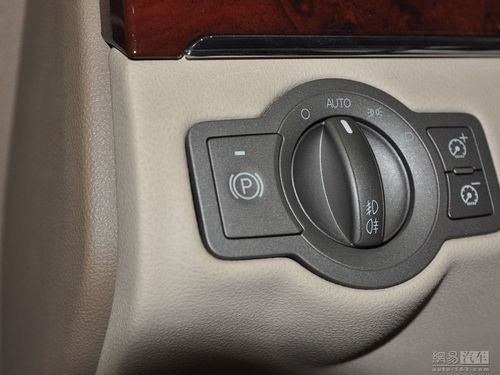 林荫大道手刹怎么校准?林荫大道手刹故障-图3 林荫大道手刹怎么校准?林荫大道手刹故障-图3