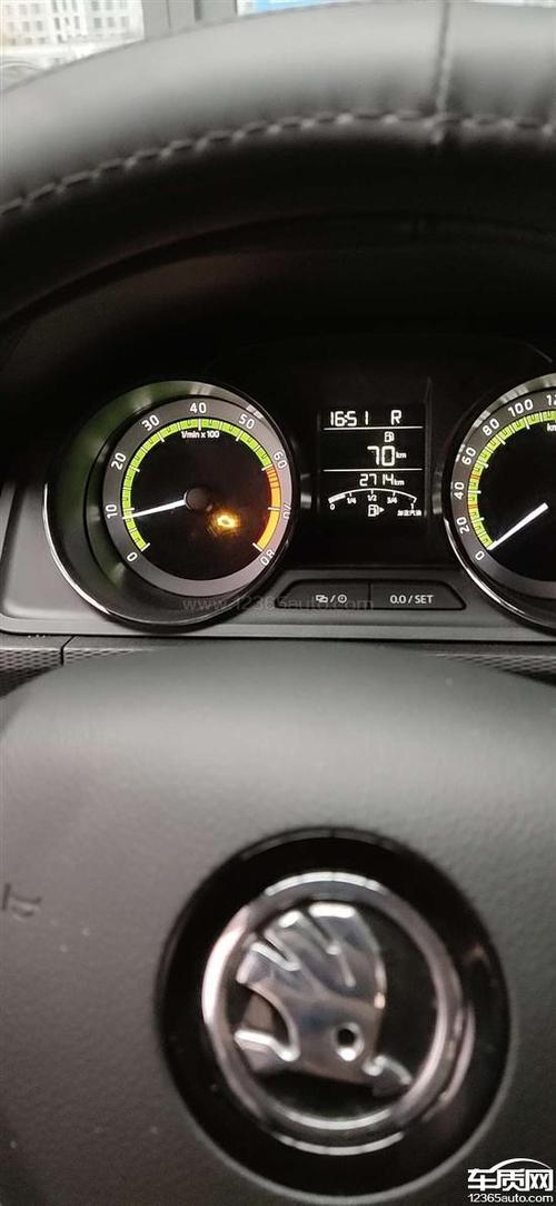 斯柯达明锐方向盘亮黄灯怎么维修?斯柯达左驻灯故障怎样消除-图3 斯柯达明锐方向盘亮黄灯怎么维修?斯柯达左驻灯故障怎样消除-图3