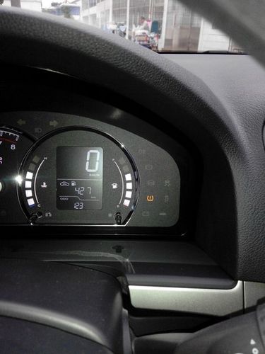 荣威350s胎压亮红灯怎么消除?荣威350急加油故障灯亮-图3 荣威350s胎压亮红灯怎么消除?荣威350急加油故障灯亮-图3