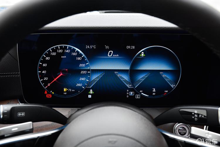 奔驰e300l豪华版仪表盘讲解？奔驰e300l故障诊断-图2