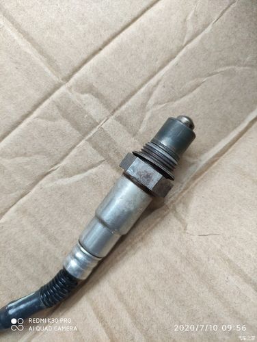 福特嘉年华氧传感器怎么拆?2013嘉年华氧传感器故障-图4 福特嘉年华氧传感器怎么拆?2013嘉年华氧传感器故障-图4