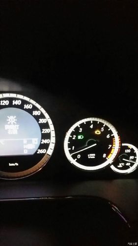 奔驰e300左边燃油液位传感器故障?奔驰s320油表故障-图4 奔驰e300左边燃油液位传感器故障?奔驰s320油表故障-图4