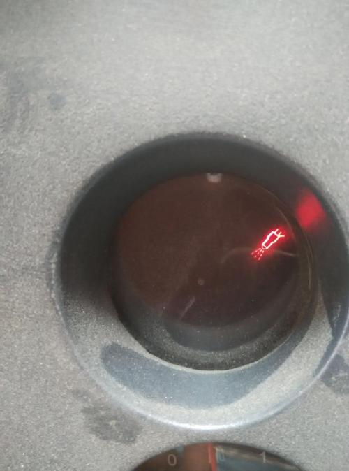 依维柯尾气灯亮加不起油门?依维柯加完油故障灯亮-图2 依维柯尾气灯亮加不起油门?依维柯加完油故障灯亮-图2