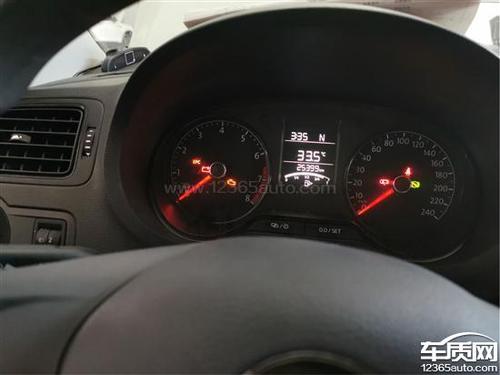 大众polo怎么调方向盘轻重?大众poloEps故障灯-图3 大众polo怎么调方向盘轻重?大众poloEps故障灯-图3