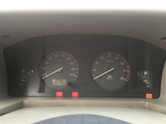 汽车988富康远光灯不亮怎么解决?富康988故障-图3 汽车988富康远光灯不亮怎么解决?富康988故障-图3