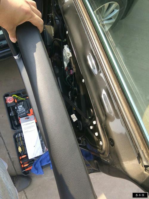 迈腾玻璃升降器反向什么原因?迈腾玻璃升降器故障-图3 迈腾玻璃升降器反向什么原因?迈腾玻璃升降器故障-图3