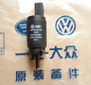 迈腾喷水电机两根线都是火线?迈腾喷水故障-图2 迈腾喷水电机两根线都是火线?迈腾喷水故障-图2