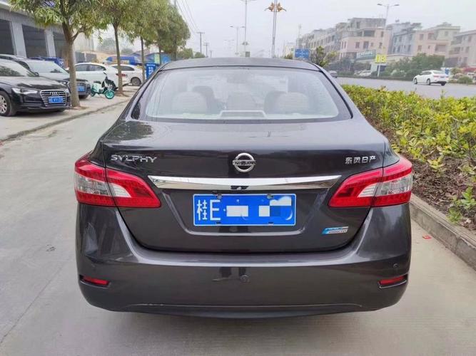 东风日产dfl7162mal2是轩逸经典?(东风红旋风)-图3 东风日产dfl7162mal2是轩逸经典?(东风红旋风)-图3