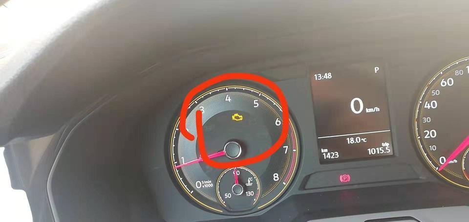 新车22款大众朗逸Plus14t发动机故障灯亮怎么回事?(一汽大众4S 检测故障灯)-图4 新车22款大众朗逸Plus14t发动机故障灯亮怎么回事?(一汽大众4S 检测故障灯)-图4