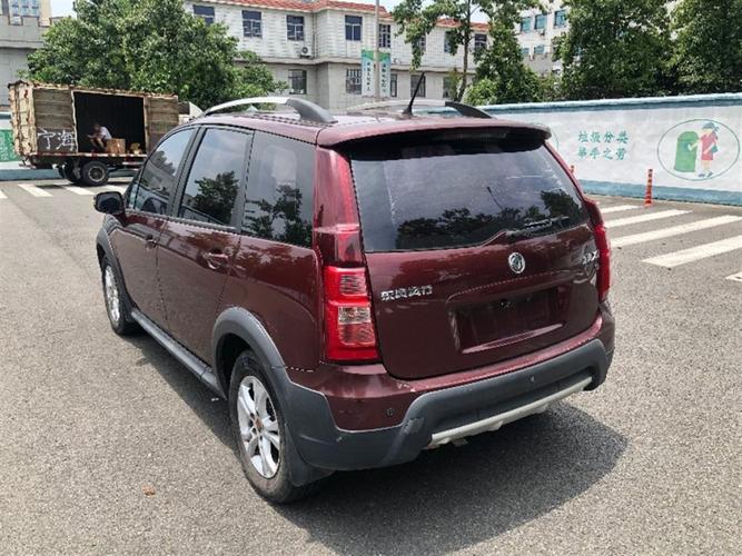 东风风行景逸15xl参数?(东风逸景)-图2 东风风行景逸15xl参数?(东风逸景)-图2