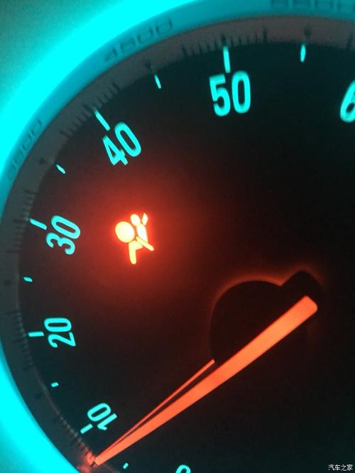 别克安全气囊爆了着不了车?(别克安全气囊故障灯消除不了)-图3 别克安全气囊爆了着不了车?(别克安全气囊故障灯消除不了)-图3