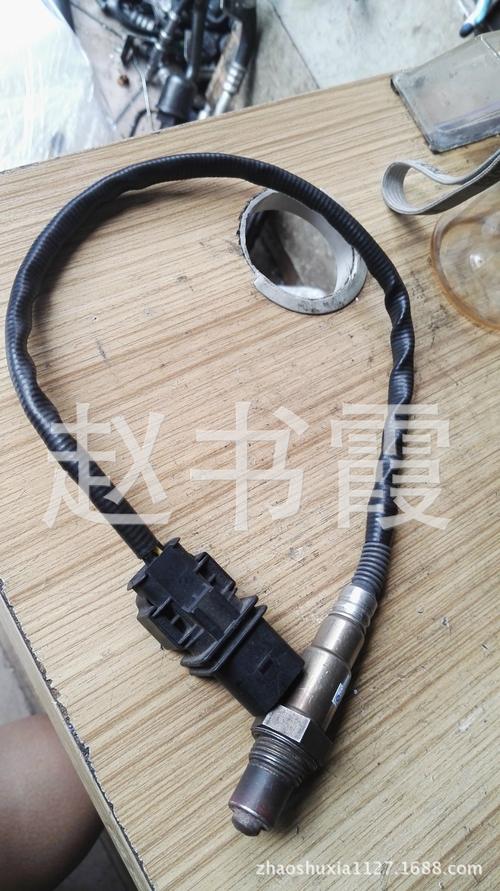 奔驰前氧传感器检测方法?(奔驰氧传感器加热故障)-图2 奔驰前氧传感器检测方法?(奔驰氧传感器加热故障)-图2