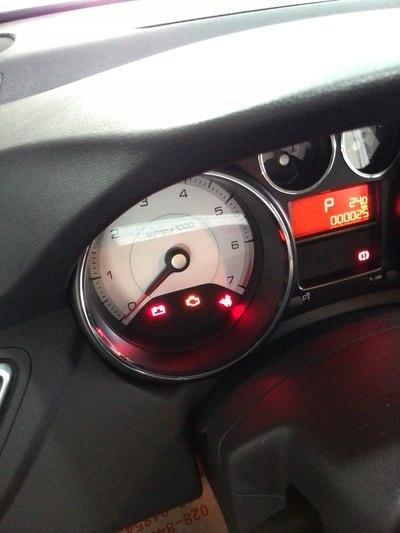 标致307故障灯亮怎么办?(307车辆故障灯)-图4 标致307故障灯亮怎么办?(307车辆故障灯)-图4